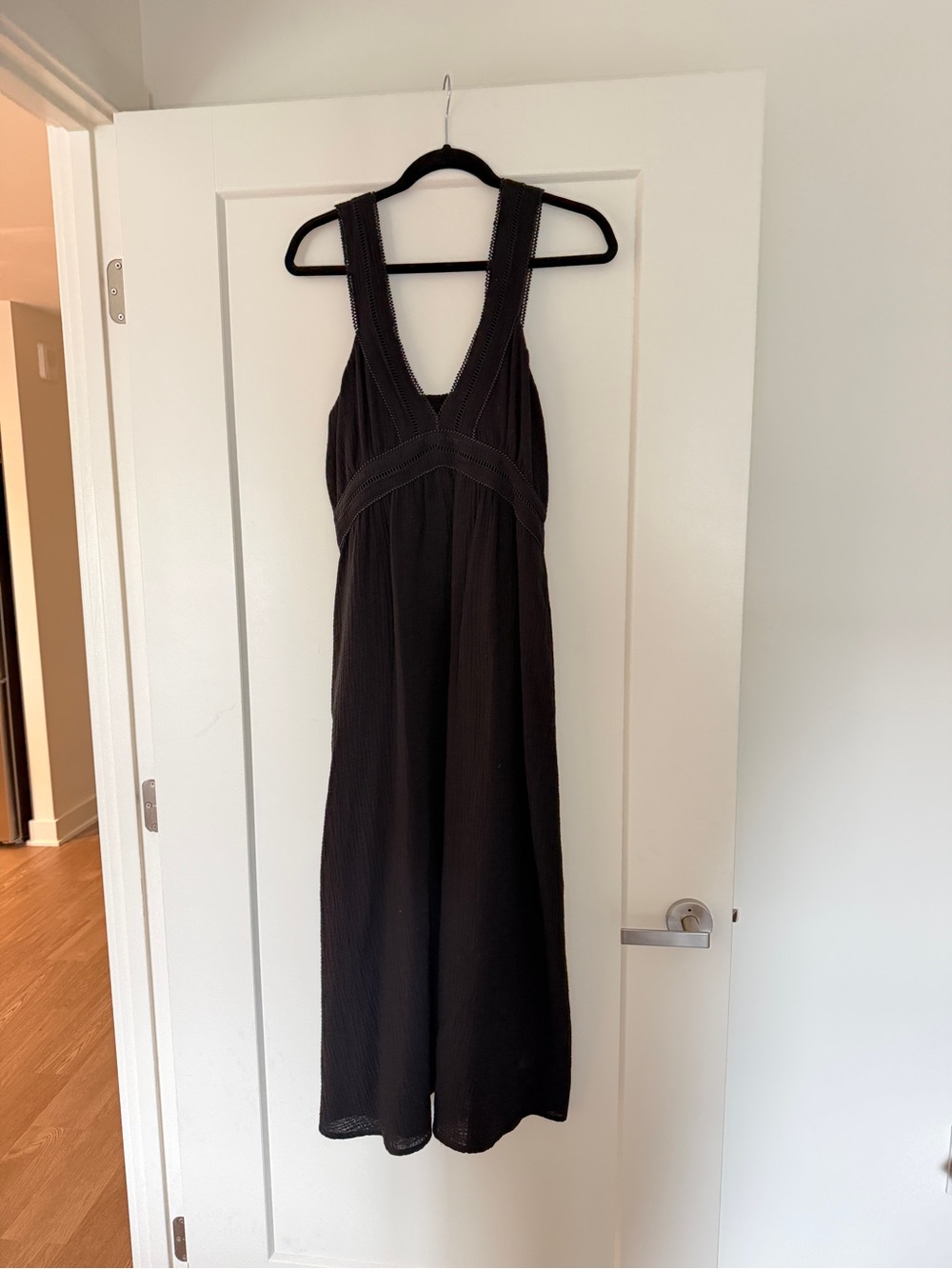Steve Madden Black Sleeveless V-Neck Maxi Dress